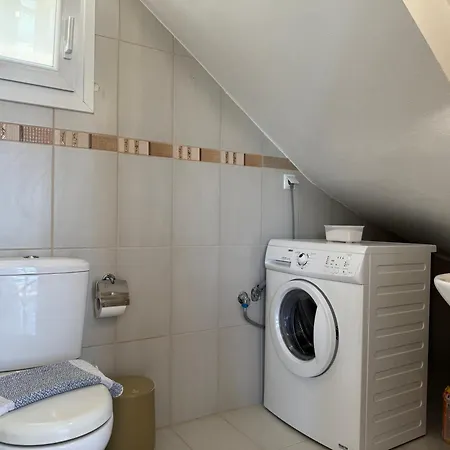 Beis Seaview Βίλα *